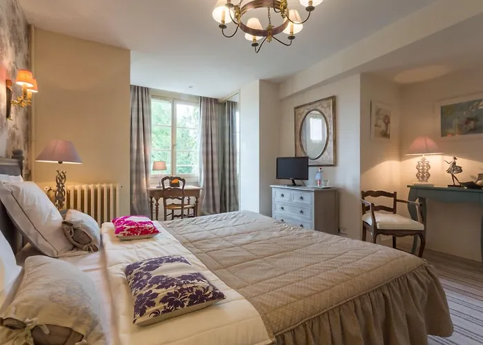 호텔 Hotel-restaurant Ricordeau Loué